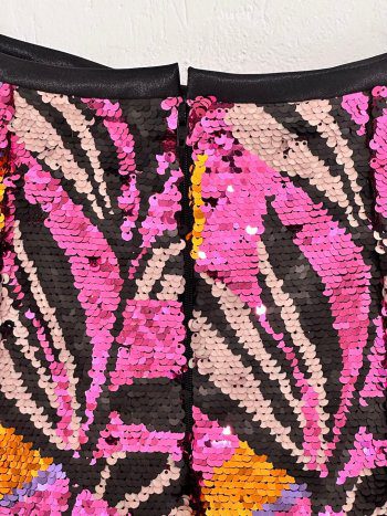 detalle del cierre con cremallera y remate con biés de la falda badiola – dearroyo studio