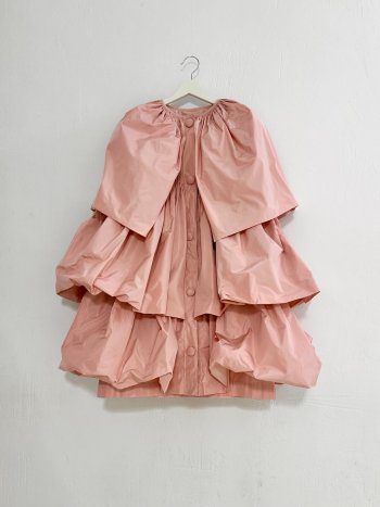 delantero en percha mini vestido OAXACA en tafetán rosa – dearroyo studio