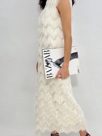 detalle del tejido en modelo del vestido paris -dearroyo studio