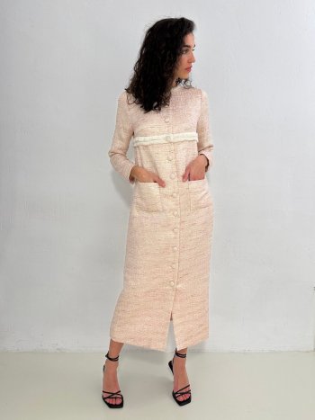 modelo con vestido florencia -dearroyo studio